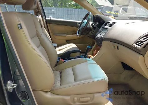 2005 Honda Accord 3.0 Ex z USA, uszkodzony, nr VIN 1HGCM665X5A000307